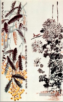  san - Qi Baishi Chrysantheme und Loquat Chinesische Malerei